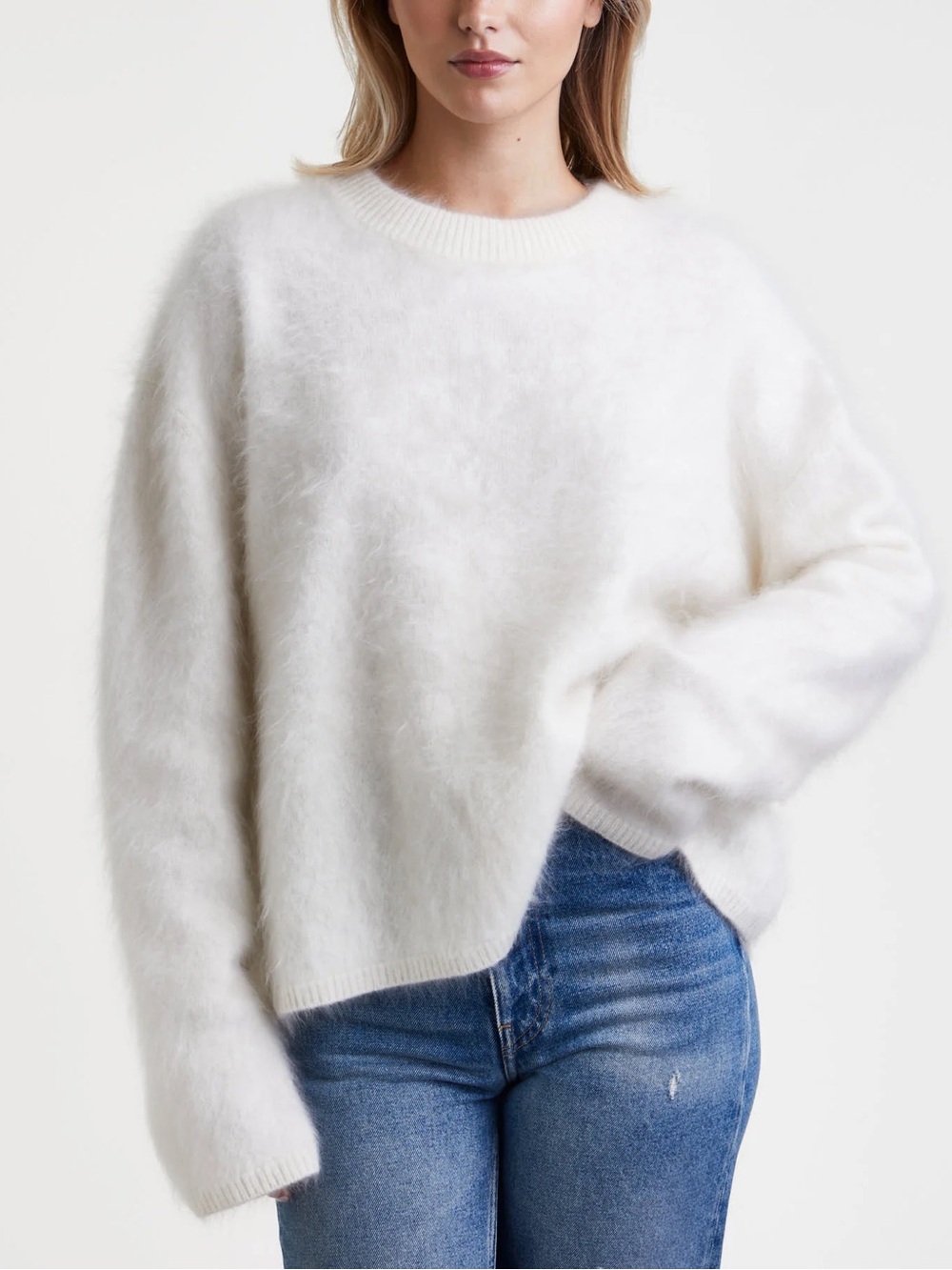 Lisa Yang Natalia brushed cashmere sweater in cream